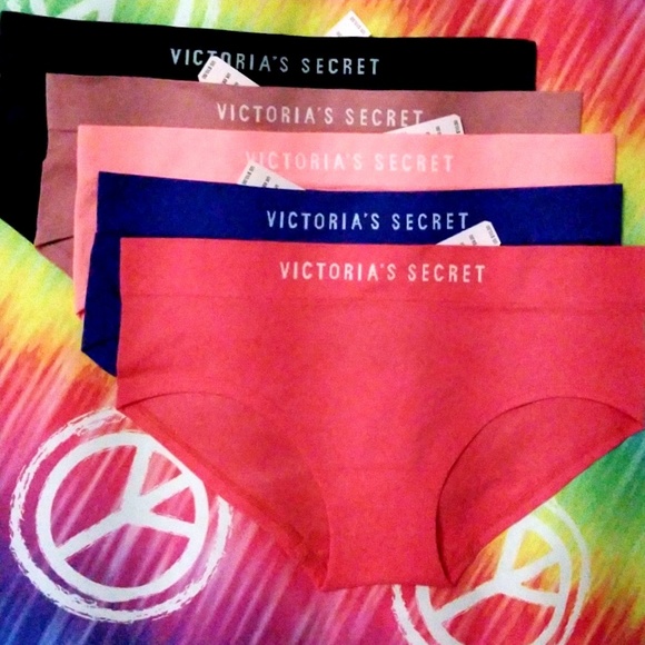 Victoria's Secret Other - Victoria Secret Panties *Hiphuggers Seamless(NWT)✔